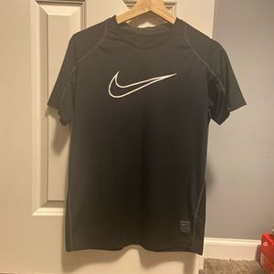 Nike pro fitted t-shirt